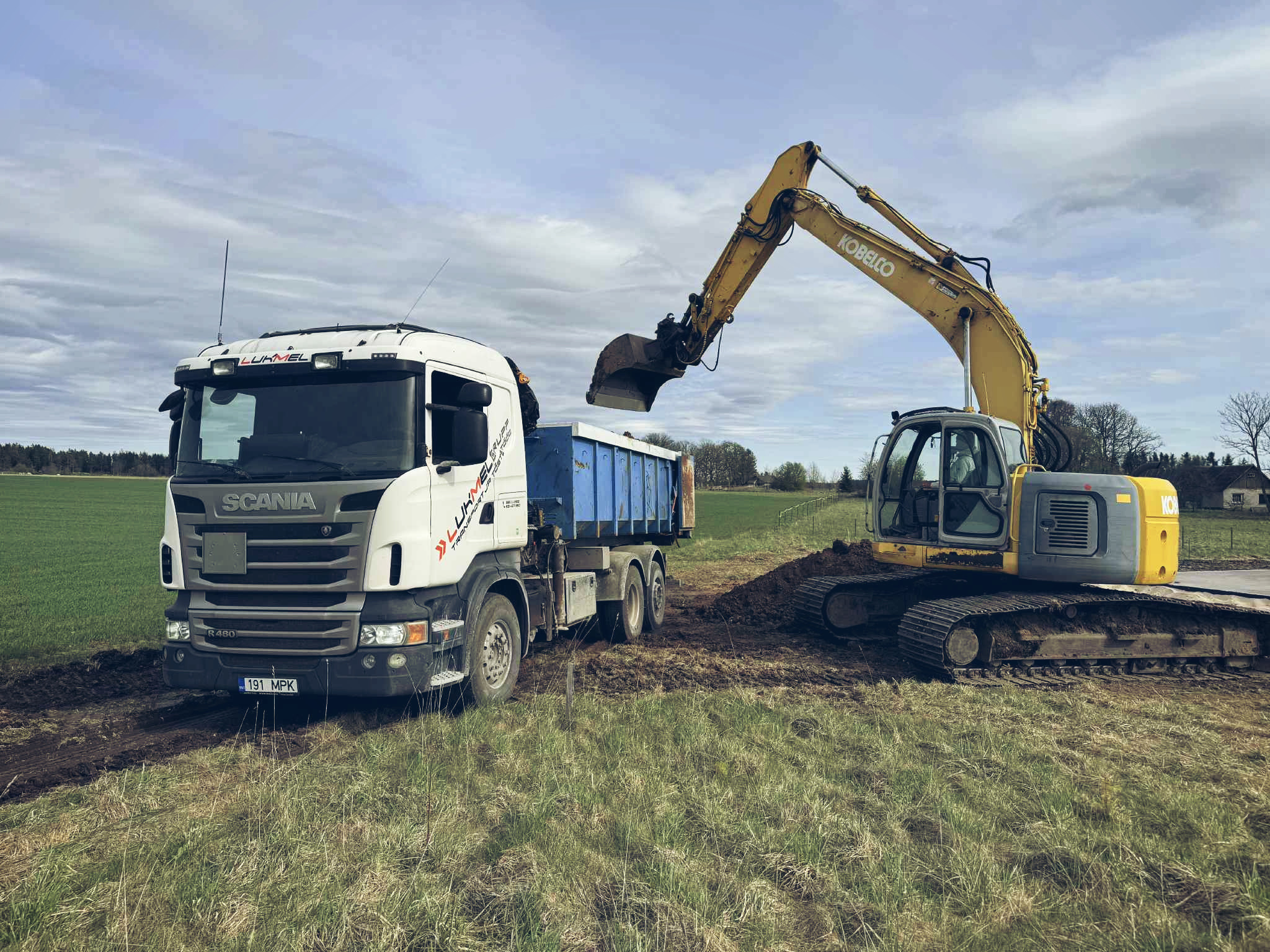 Pinnase- ja materjalivedu